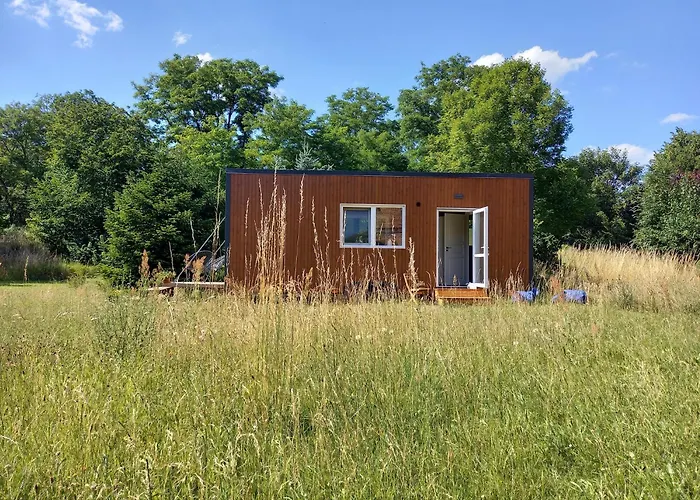 Tinyhaus In 16845 Mitten Im Dorf Tiny House Casa vacanze